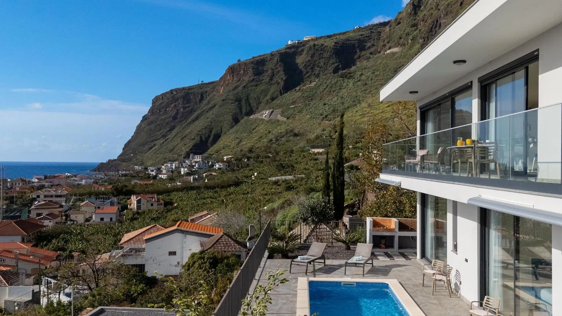 Villa La Perla By Lovelystay Paul do Mar  Portugal