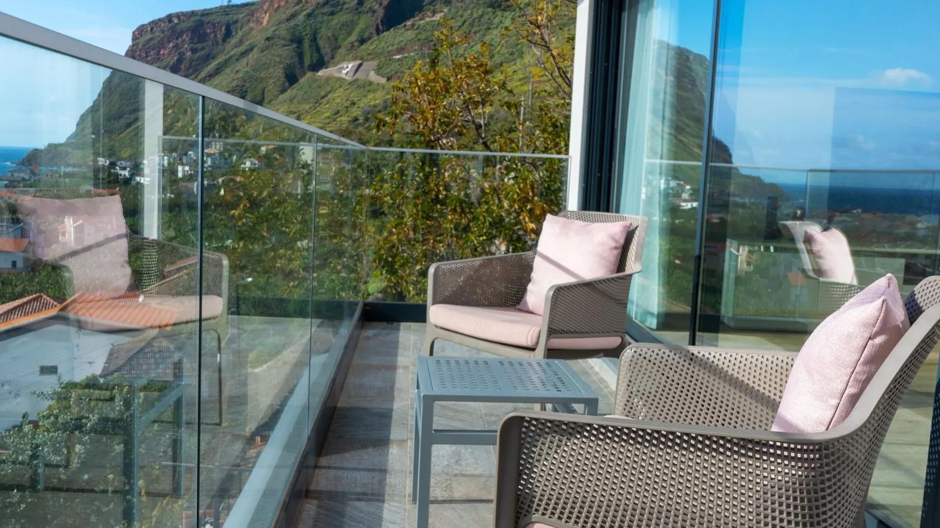 Villa La Perla By Lovelystay Paul do Mar  0*, Paul do Mar (Madeira)